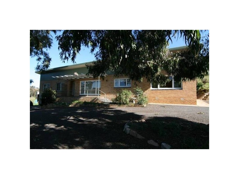 22 Ararat – Halls Gap Rd, Ararat VIC 3377