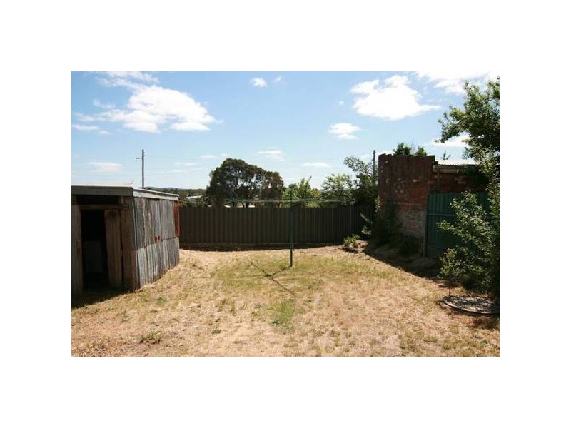 105 High Street, Ararat VIC 3377