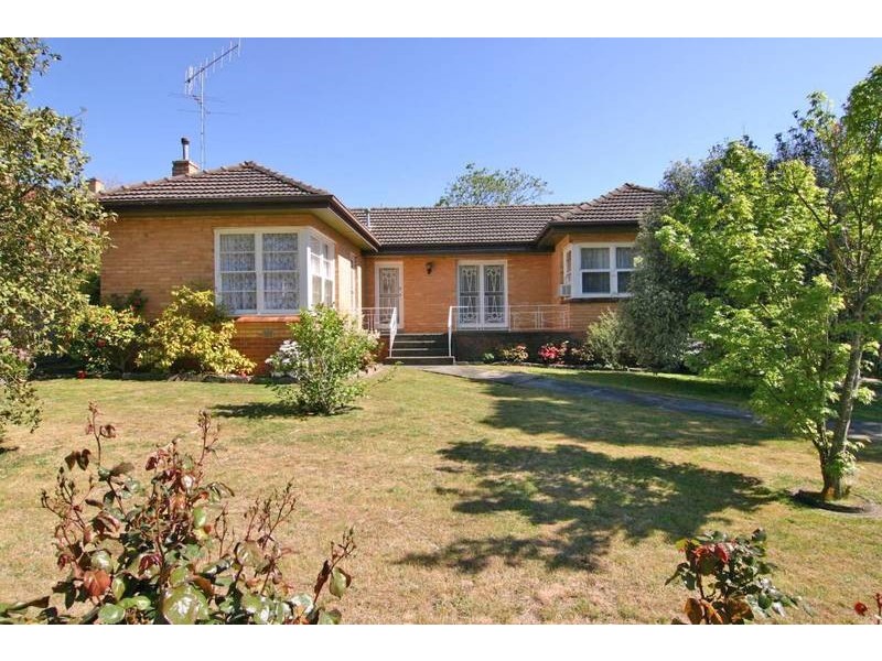 34 Barkly Street West, Ararat VIC 3377