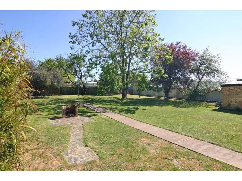 34 Barkly Street West, Ararat VIC 3377