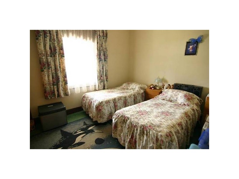 696 Ararat / St Arnuad Road, Crowlands VIC 3377