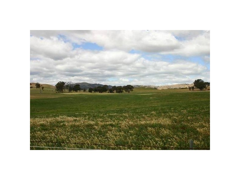 696 Ararat / St Arnuad Road, Crowlands VIC 3377