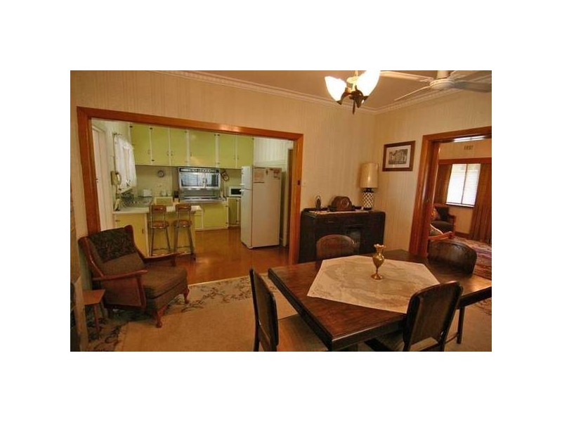 16 Hewitt Street, Ararat VIC 3377