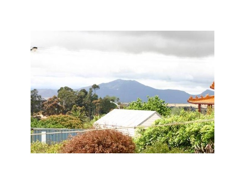 16 Hewitt Street, Ararat VIC 3377