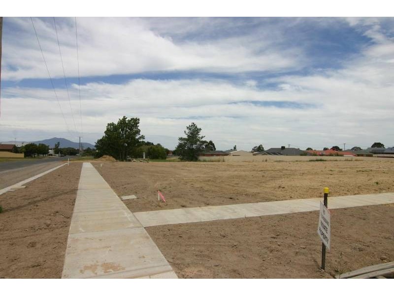 31 Elizabeth Street, Ararat VIC 3377