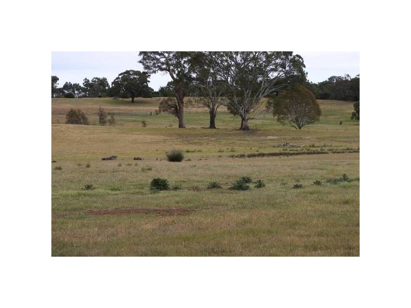 268 Lennox Springs Road, Moyston VIC 3377