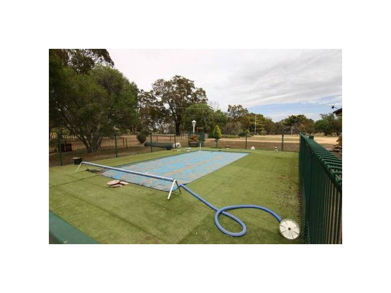 6018 Pyrenees Highway, Ararat VIC 3377