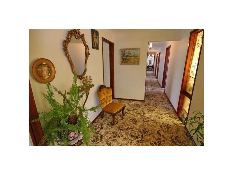 6018 Pyrenees Highway, Ararat VIC 3377