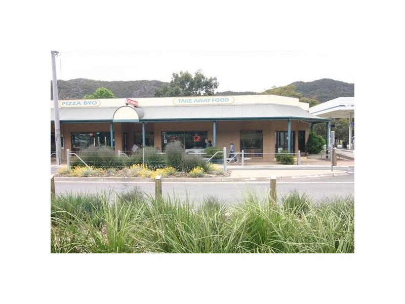 94 Main Road, Halls Gap VIC 3381