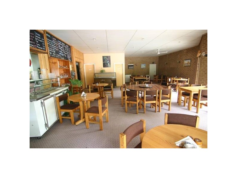 94 Main Road, Halls Gap VIC 3381