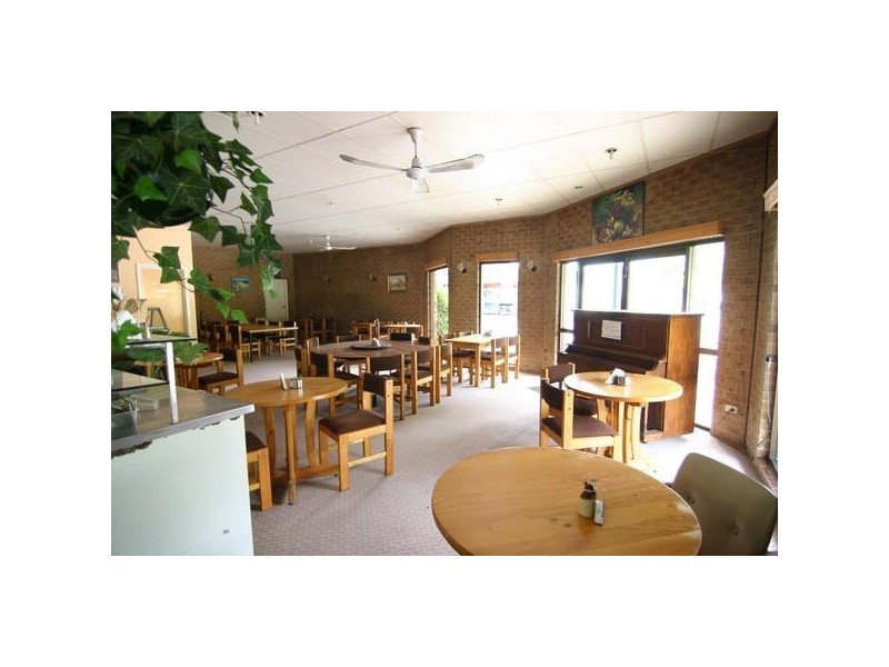 94 Main Road, Halls Gap VIC 3381