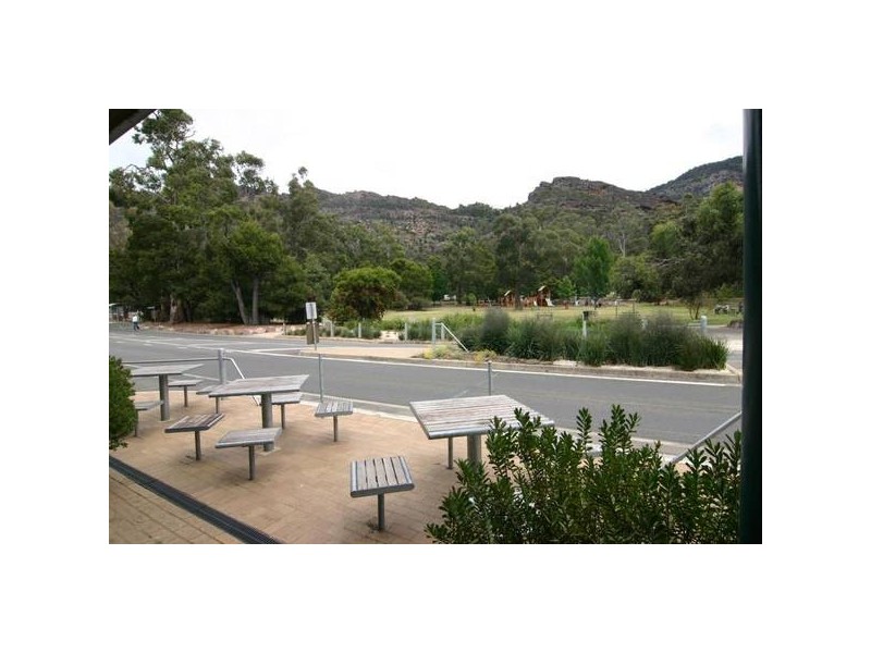 94 Main Road, Halls Gap VIC 3381