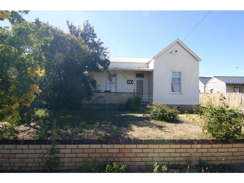 21 Campbell Street, Ararat VIC 3377