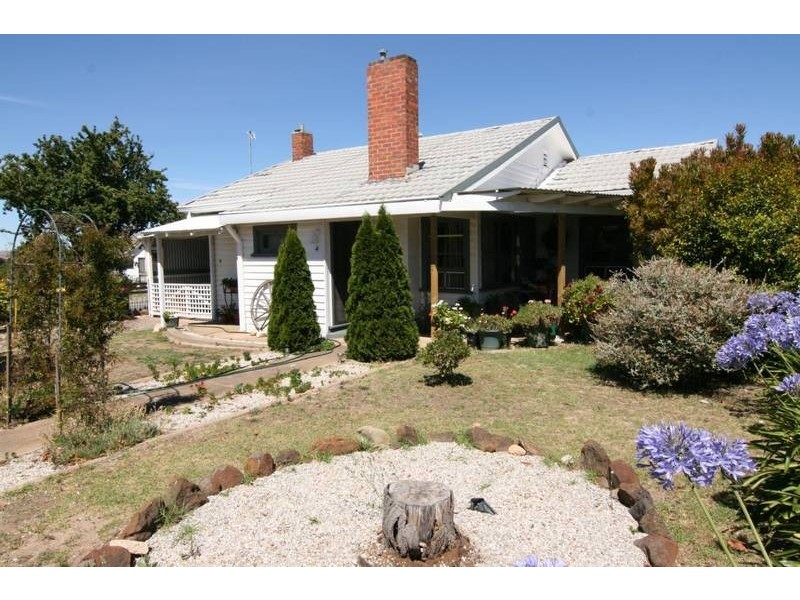 4 Wilmot Street, Ararat VIC 3377