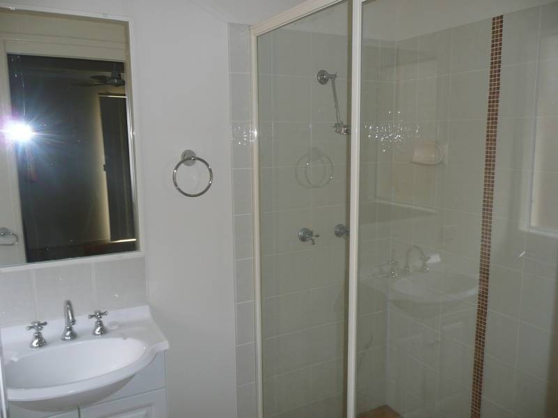 4 Freesia Close, Springfield Lakes QLD 4300