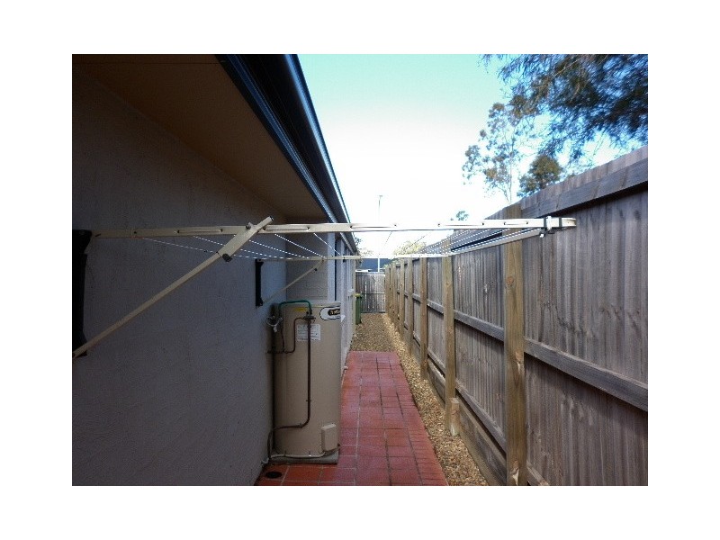 137 Lakeside Avenue, Springfield Lakes QLD 4300