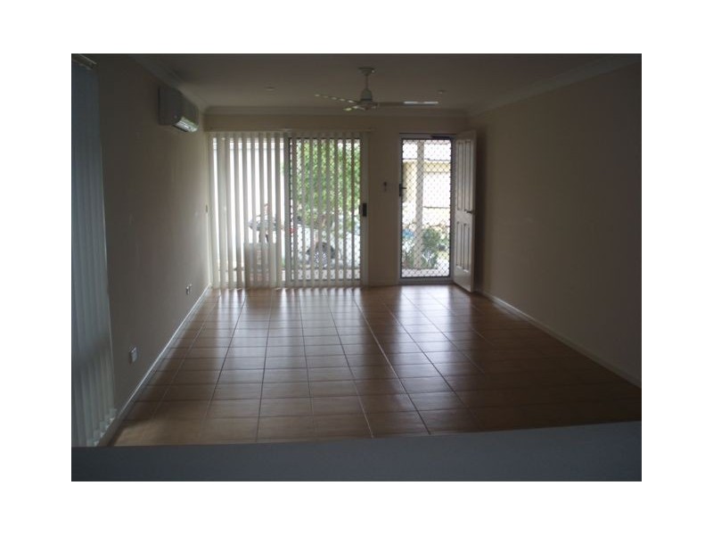 4 Freesia Close, Springfield Lakes QLD 4300