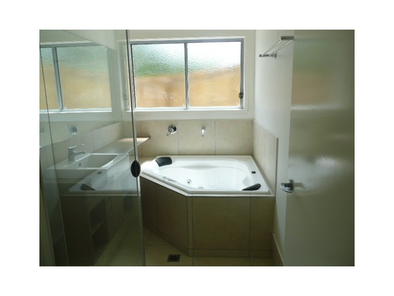 6 Avalon Cl, Bellbird Park QLD 4300