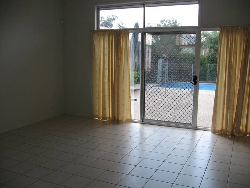 14 Lavender Street, Springfield Lakes QLD 4300
