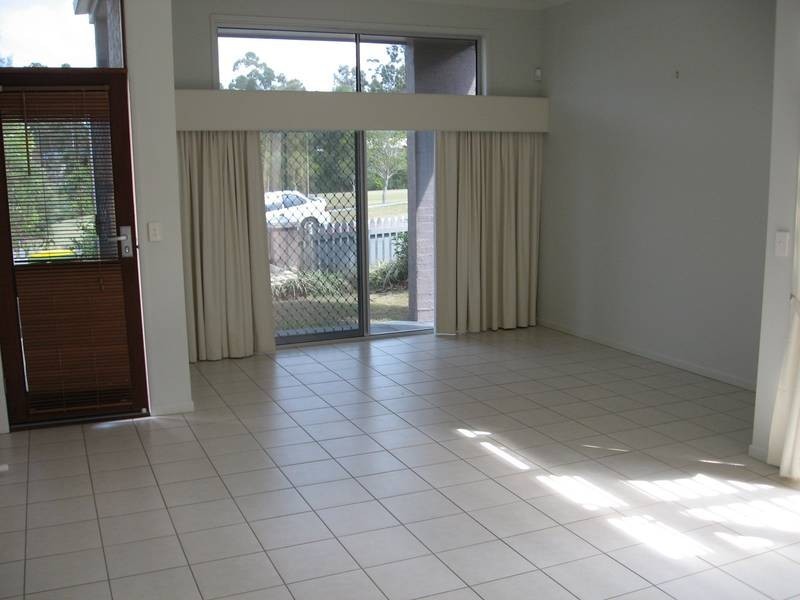 14 Lavender Street, Springfield Lakes QLD 4300