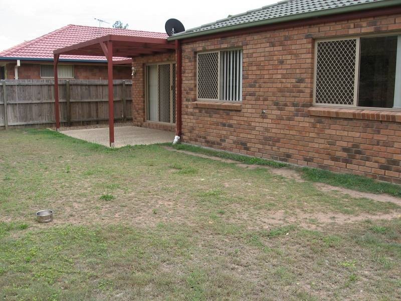 25 Starr Street, Forest Lake QLD 4078