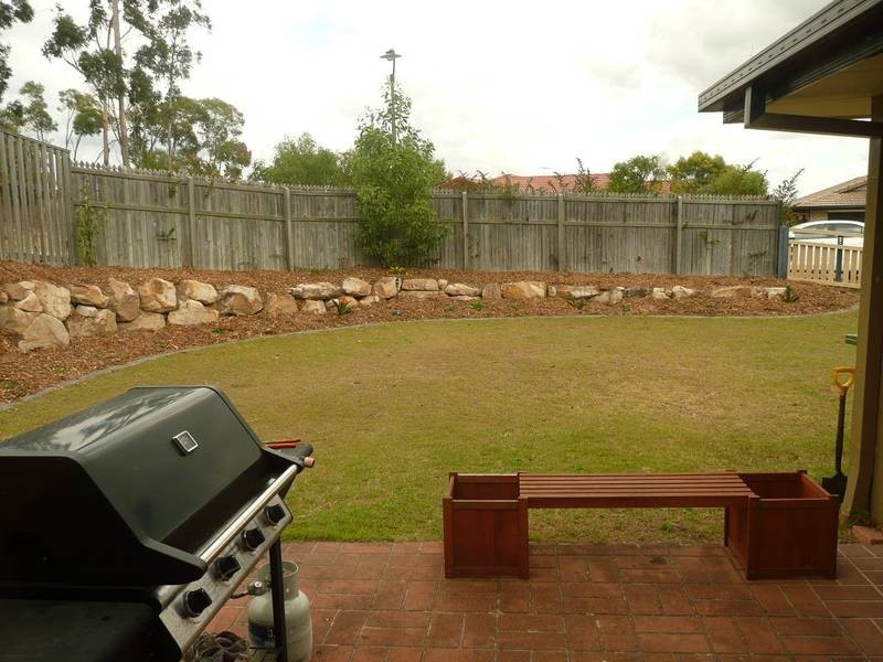 2 Lyons Court, Springfield QLD 4300