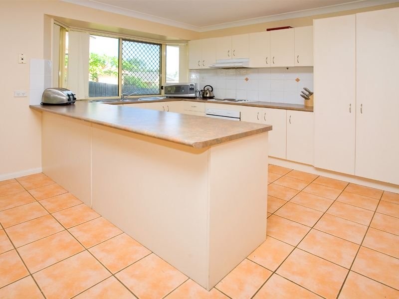 40 Karamea Ave, Springfield QLD 4300