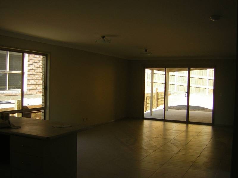 15 Freesia Close, Springfield Lakes QLD 4300