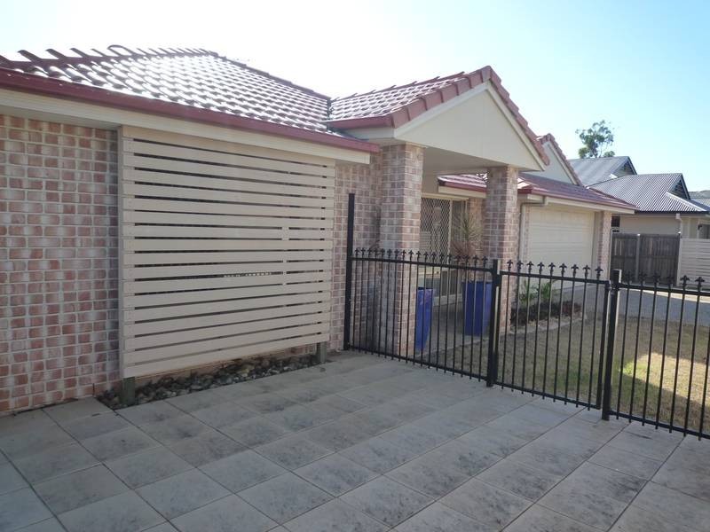 40 Neptune St, Springfield Lakes QLD 4300