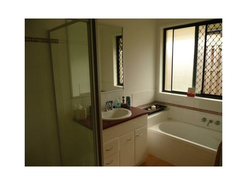 #2 Lyons Court, Springfield QLD 4300