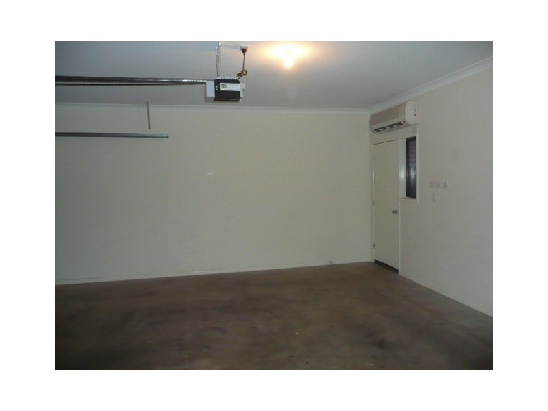 24 Summit Drive, Springfield Lakes QLD 4300