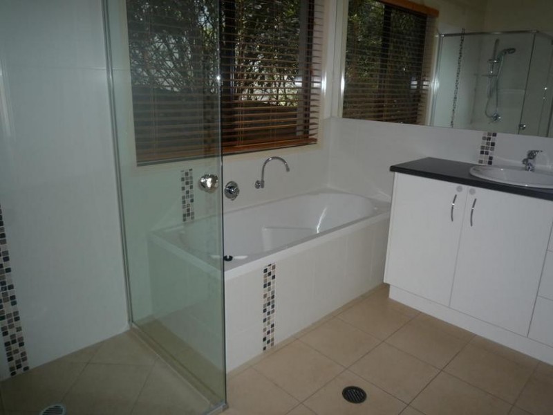 31 Scoparia Drive, Brookwater QLD 4300