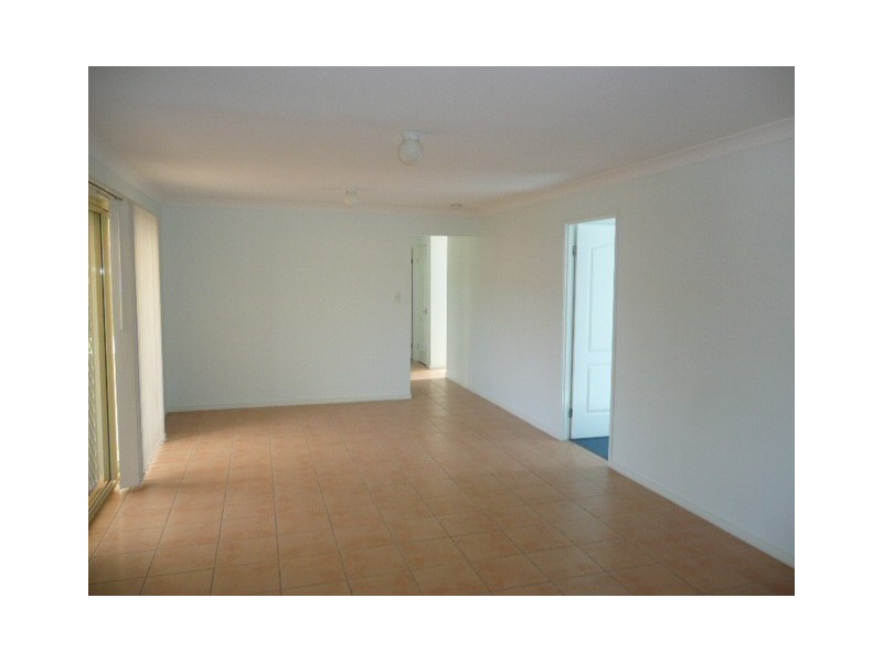16 Ellen Circuit, Springfield Lakes QLD 4300