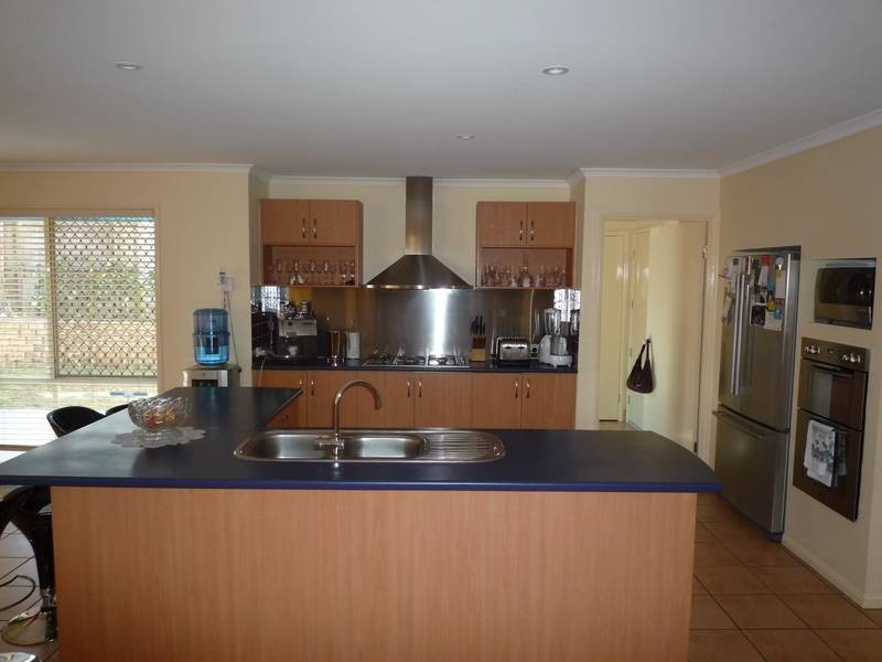 11 ABBEY, Springfield Lakes QLD 4300