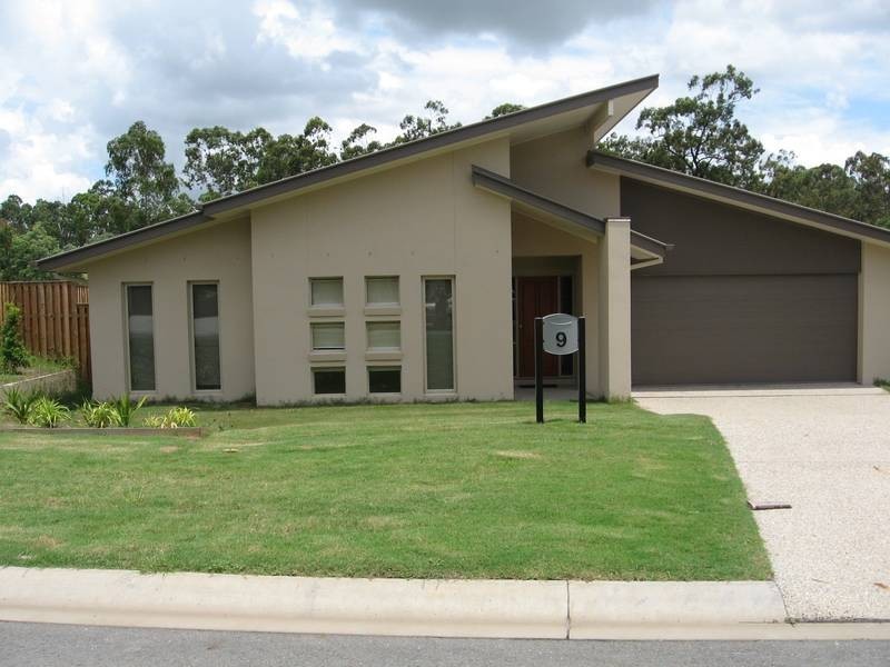 9 Wattletree Ct, Brookwater QLD 4300