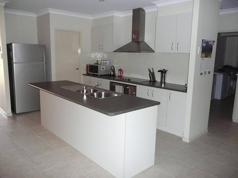 9 Wattletree Ct, Brookwater QLD 4300