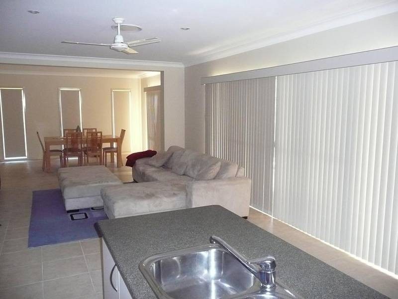 9 Wattletree Ct, Brookwater QLD 4300