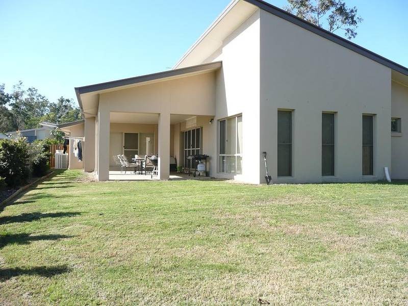 9 Wattletree Ct, Brookwater QLD 4300