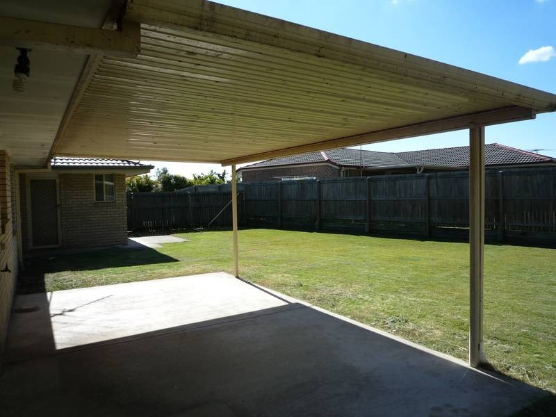 26 High Peak Cr, Springfield QLD 4300