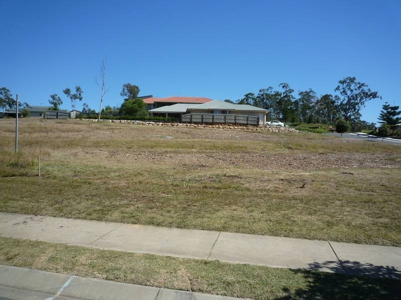 30 Rufous Cr, Brookwater QLD 4300