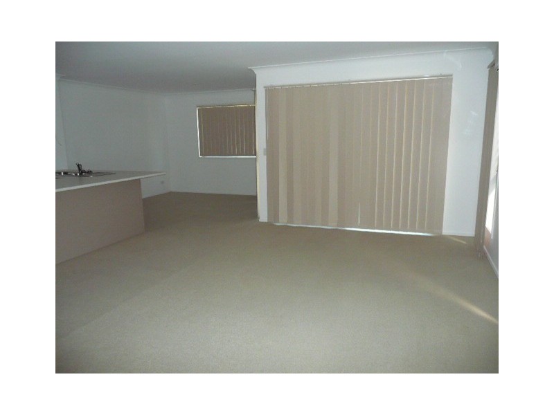 7/26 Commercial Drive, Springfield QLD 4300