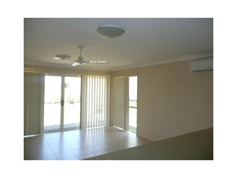 6 Fontana Way, Springfield Lakes QLD 4300