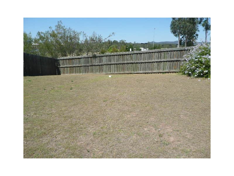 6 Fontana Way, Springfield Lakes QLD 4300