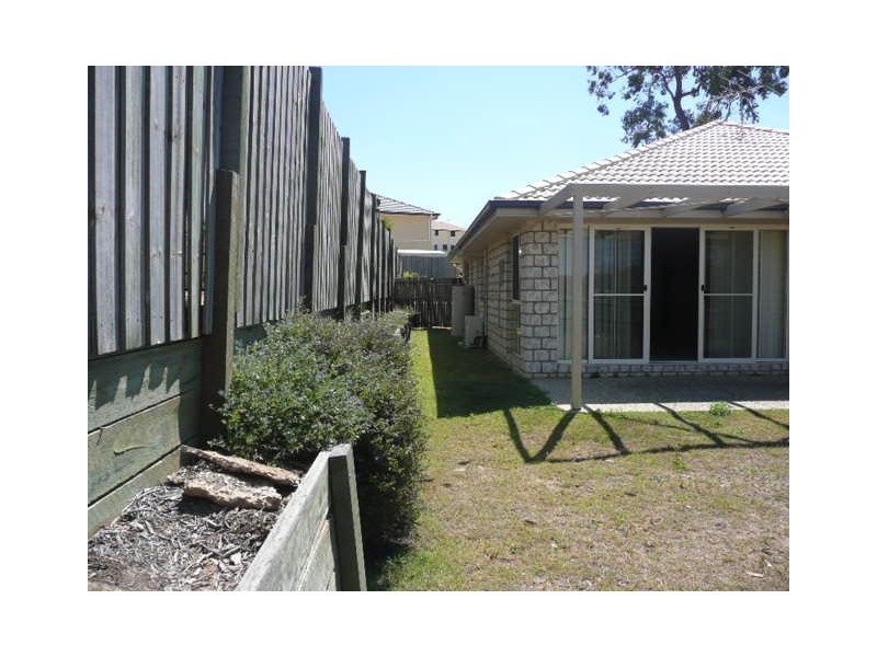 6 Fontana Way, Springfield Lakes QLD 4300