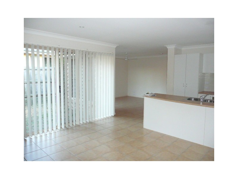 55 Gippsland Circuit, Forest Lake QLD 4078