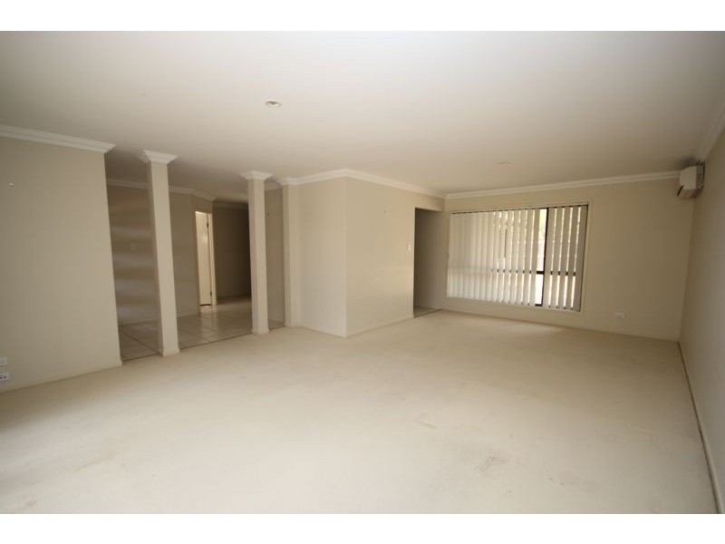 32 Coventina Crescent, Springfield Lakes QLD 4300