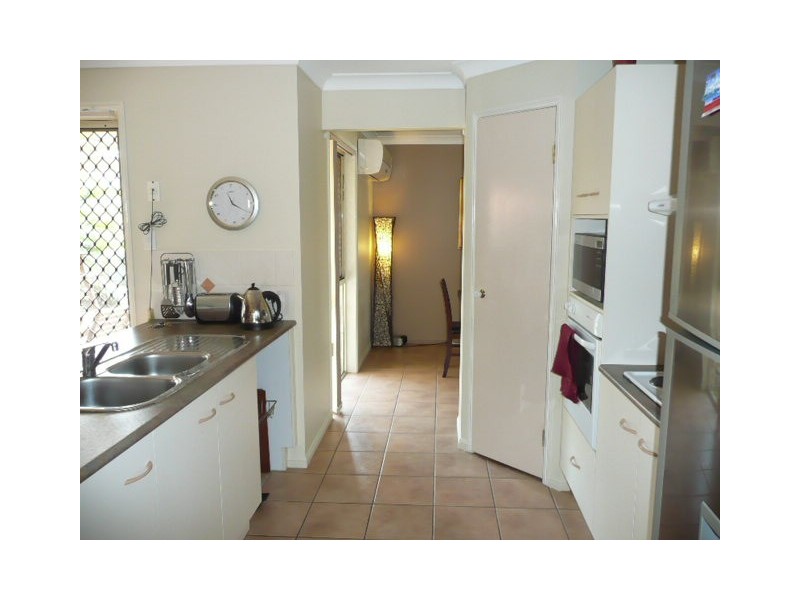 10 Savill Close, Forest Lake QLD 4078