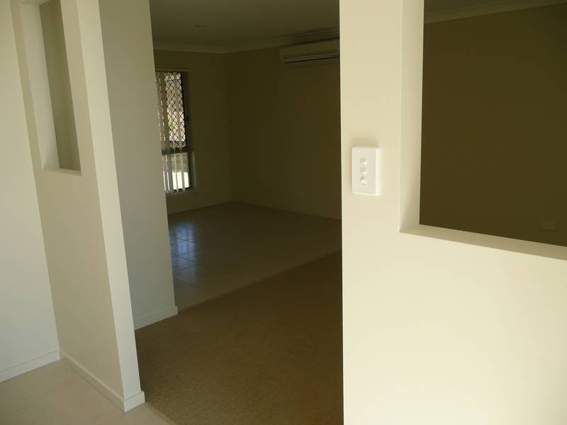 20 Riverside Drive, Springfield Lakes QLD 4300