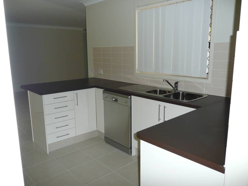 20 Riverside Drive, Springfield Lakes QLD 4300