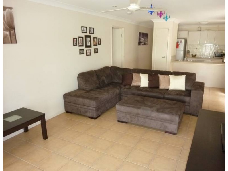 4 Freesia Close, Springfield Lakes QLD 4300